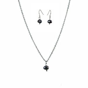 Fresh Water Pearl Necklace & Earring Set